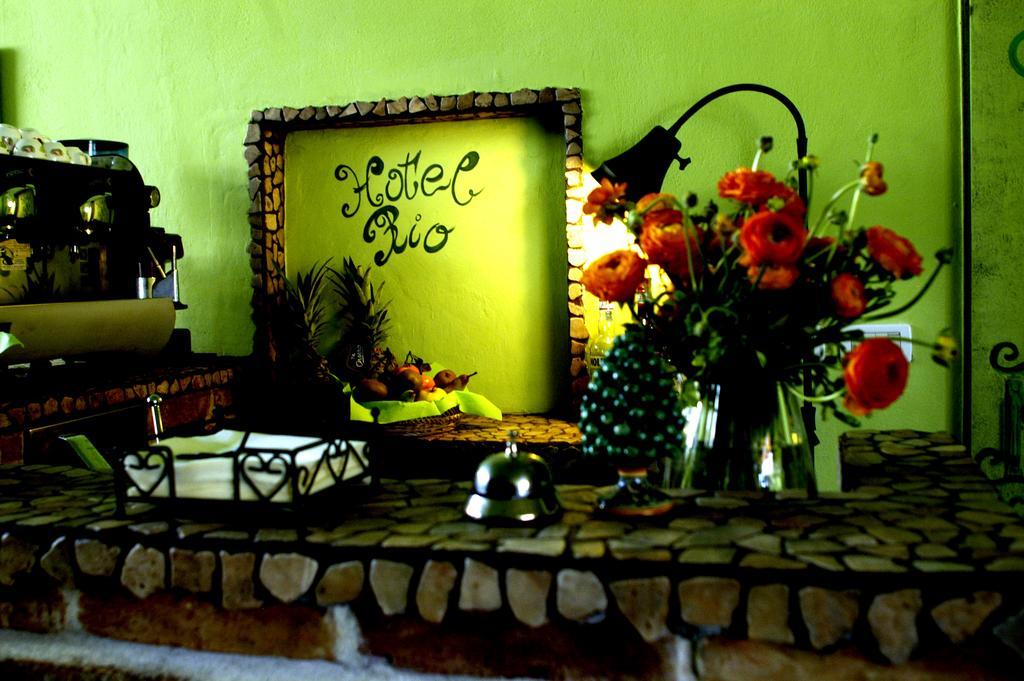 Hotel Rio Вараце Екстериор снимка
