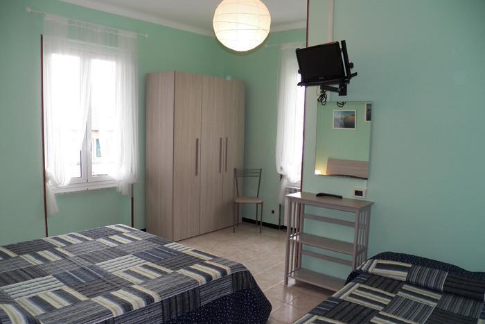 Hotel Rio Вараце Екстериор снимка